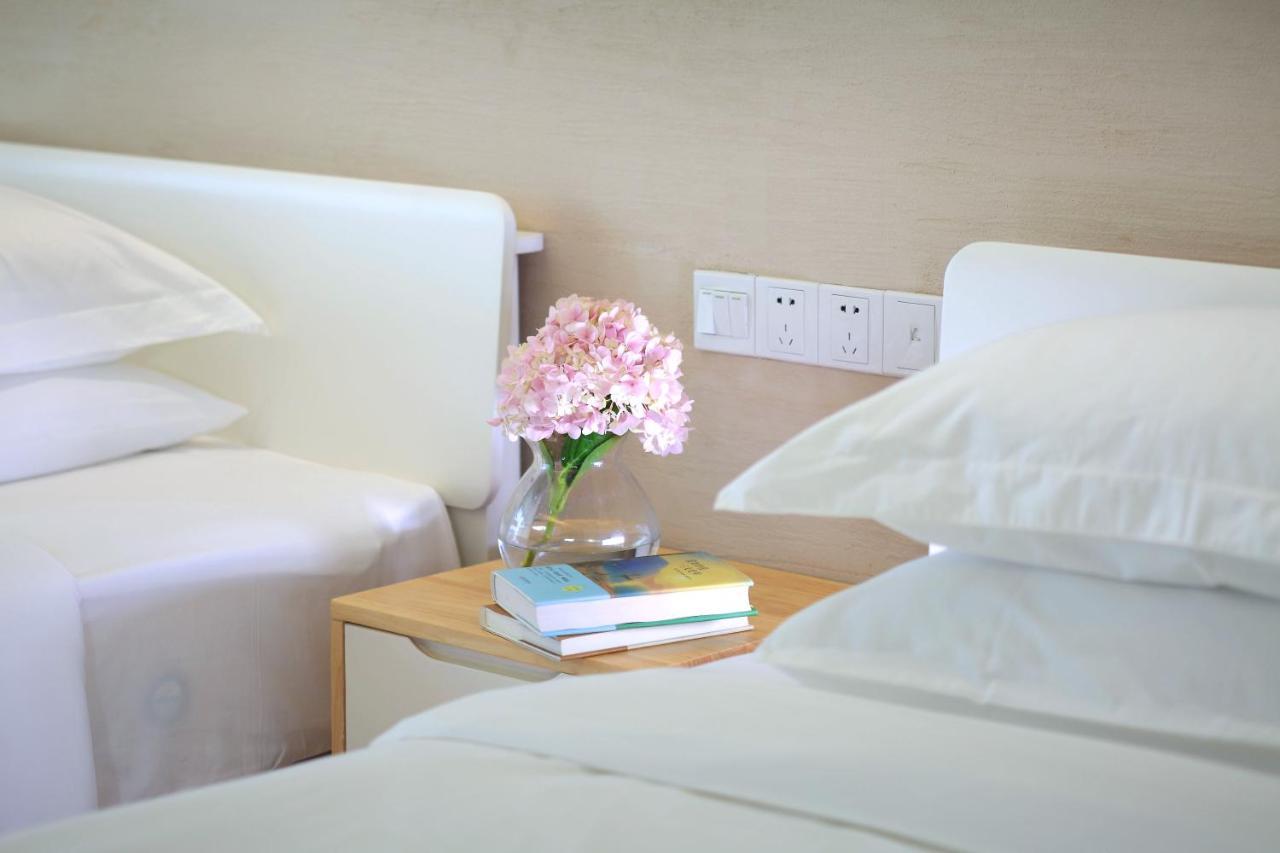 Care Residential Hotel 하이커우 시 외부 사진